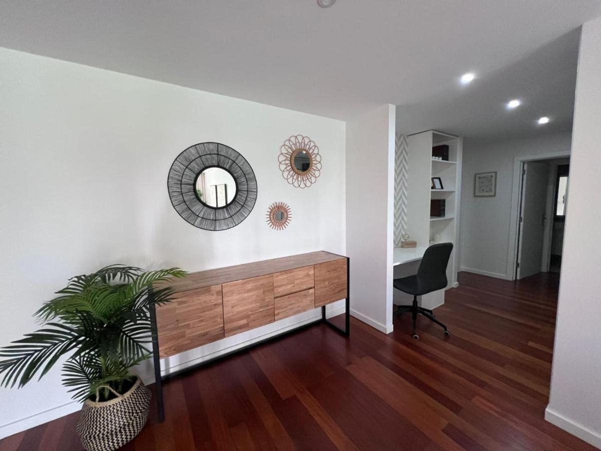 Cristinas 2 Bedroom Apartment Canico Екстериор снимка