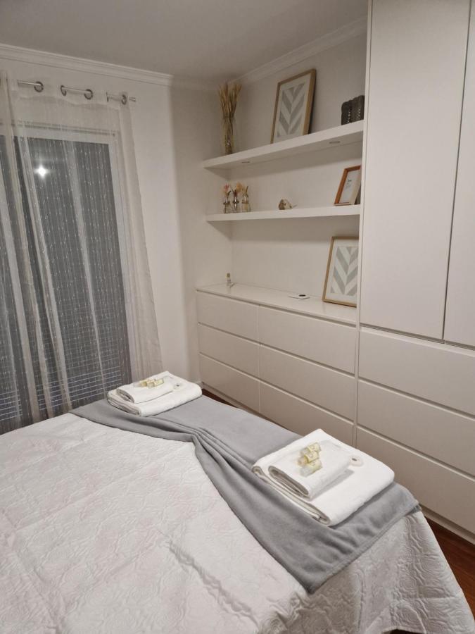 Cristinas 2 Bedroom Apartment Canico Екстериор снимка