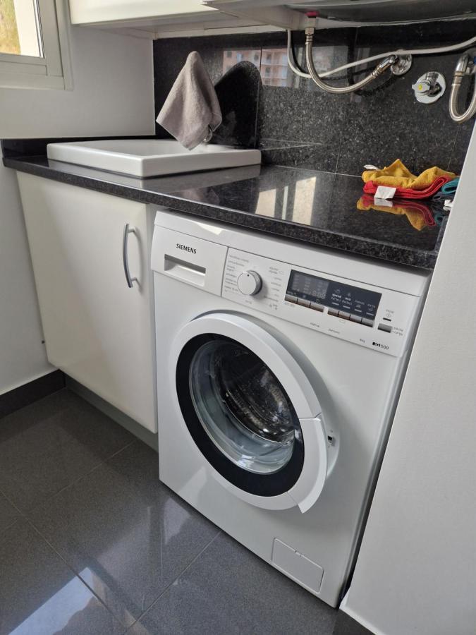 Cristinas 2 Bedroom Apartment Canico Екстериор снимка